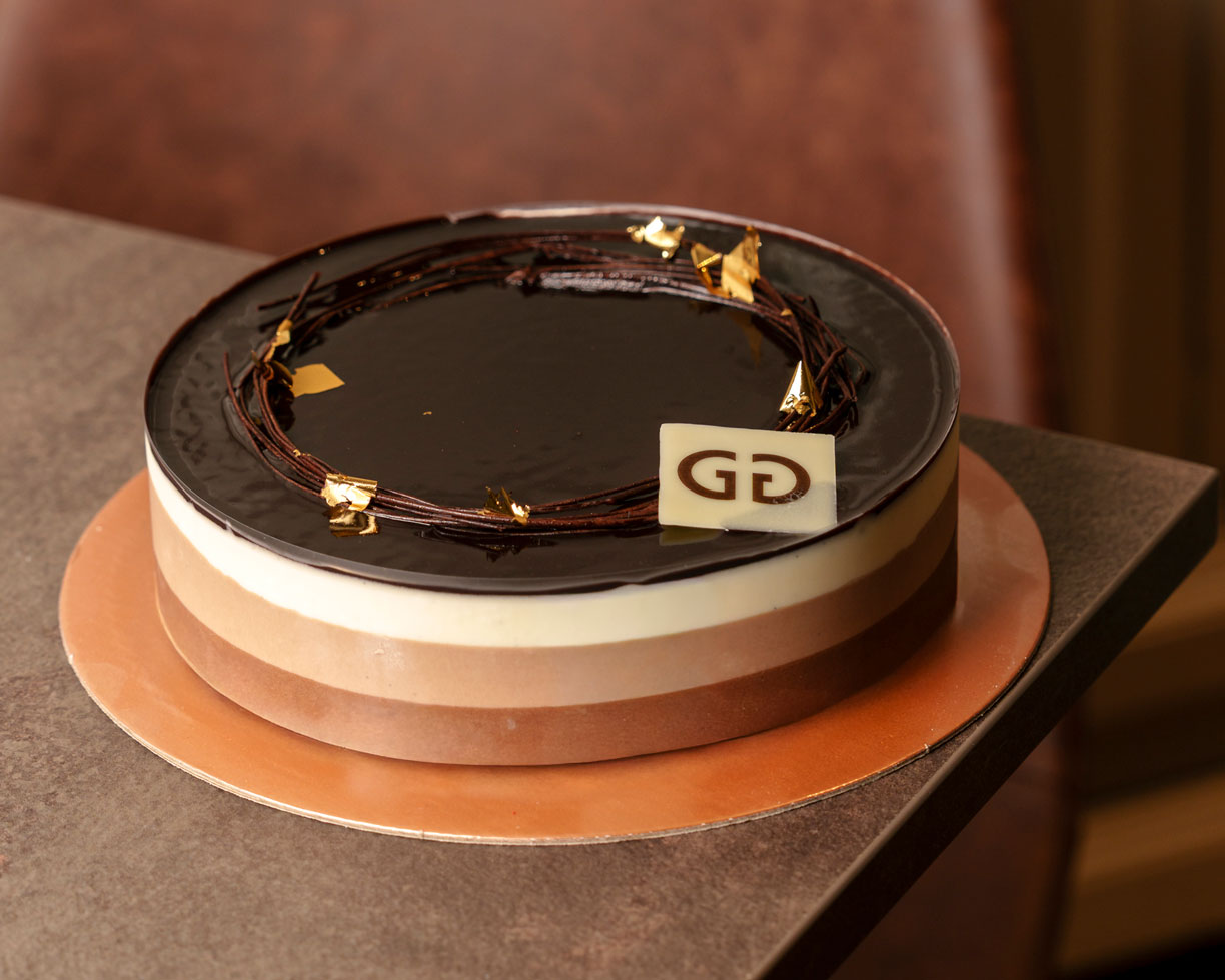 Torta ai tre cioccolati artigianale della Pasticceria Graziati in centro a Padova